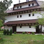 Lufi Penthouse Apartment